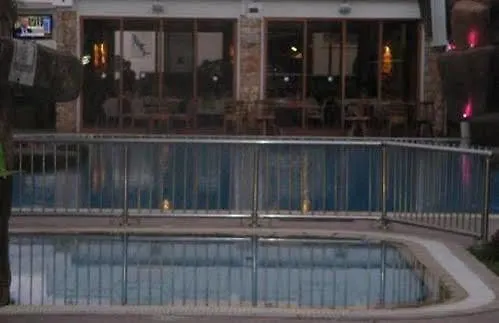 Melini Hotel Suites Πρωταράς Ξενοδοχείο με διαμερίσματα