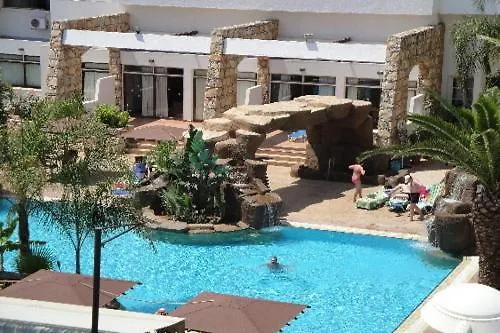 Melini Hotel Suites Protaras