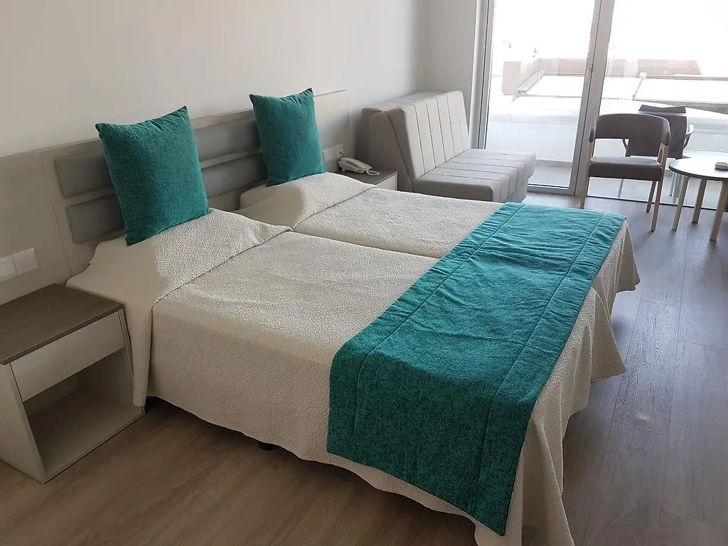 Melini Hotel Suites Protaras